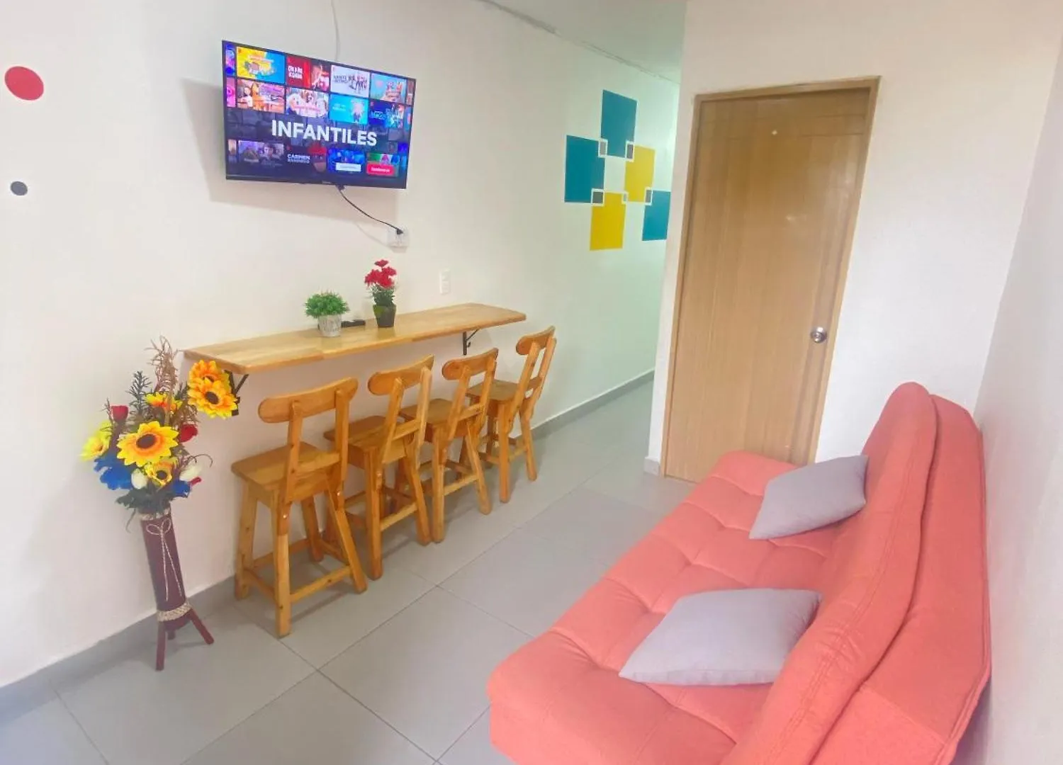 22 Apartamento 3 Habitaciones Con Balcon En Laureles Estadio Medellin