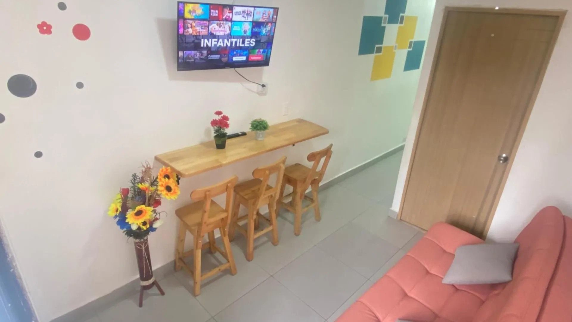 22 Apartamento 3 Habitaciones Con Balcon En Laureles Estadio Medellin Colombia