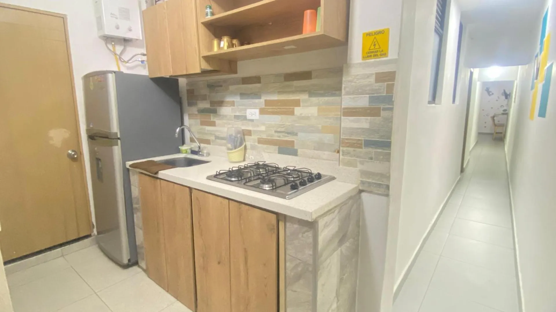 22 Apartamento 3 Habitaciones Con Balcon En Laureles Estadio Medellin